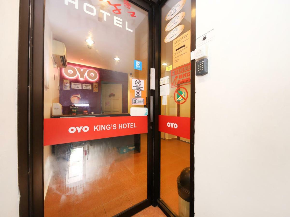 Oyo 984 킹스 호텔 콴탄 외부 사진