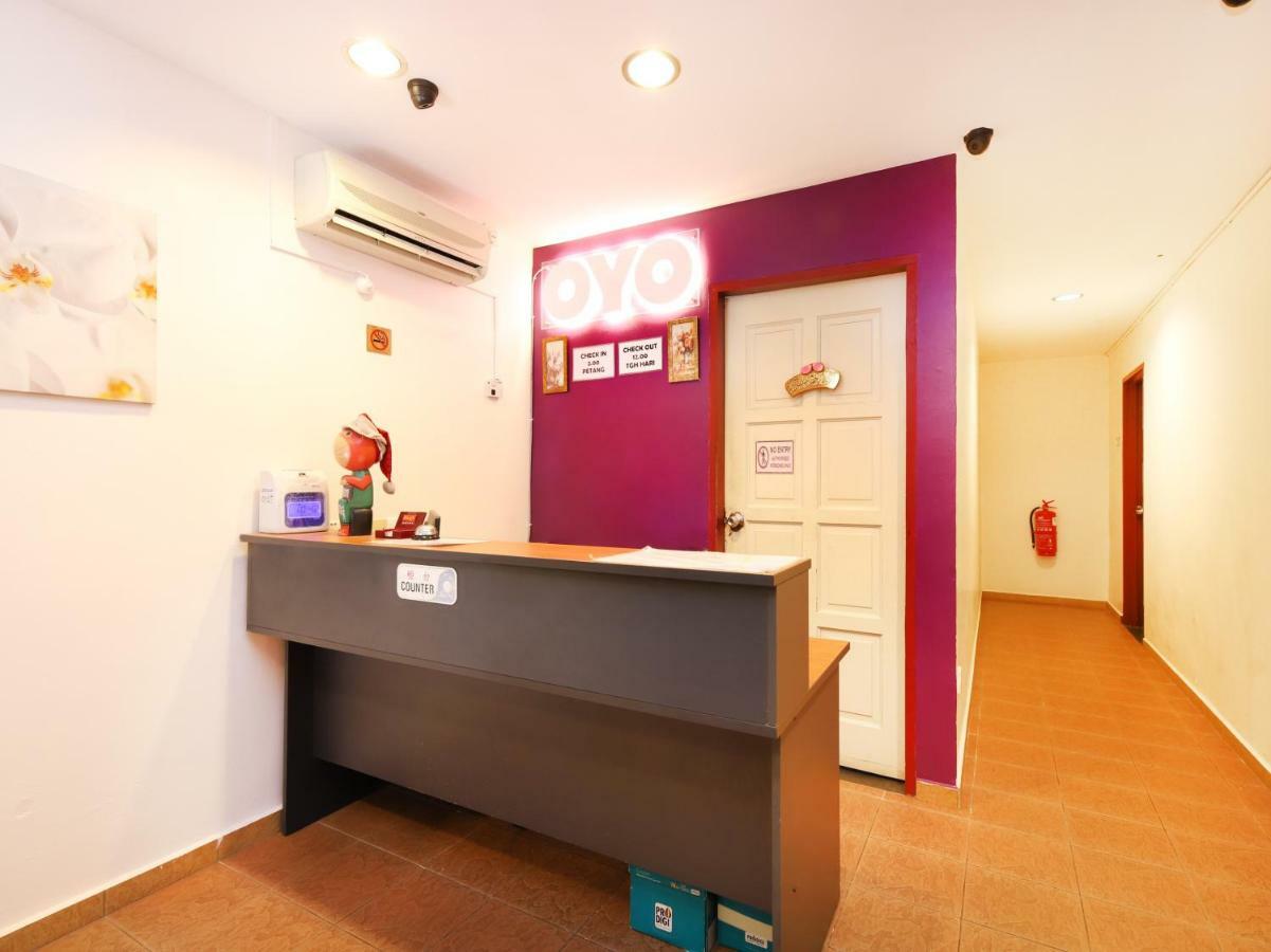 Oyo 984 킹스 호텔 콴탄 외부 사진